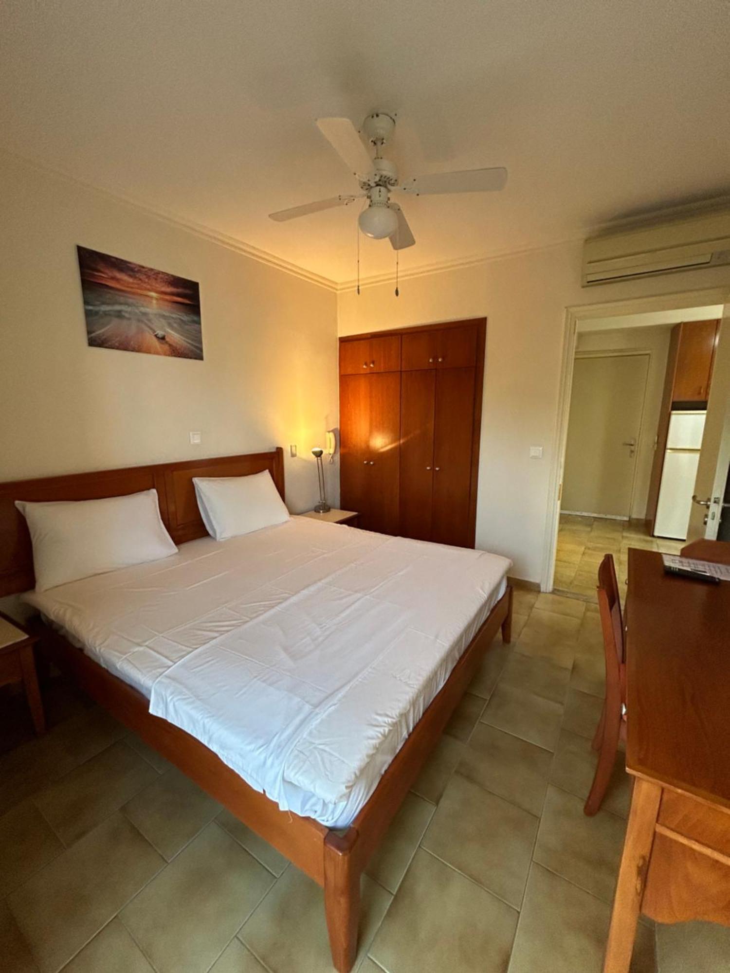 Captain Yiannis Studios & Apartments Città di Kos Esterno foto