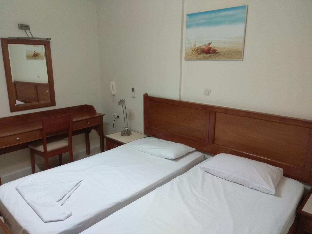 Captain Yiannis Studios & Apartments Città di Kos Esterno foto